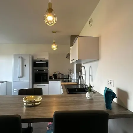 5 Min Des Plages - Appt 2 A Casa Bella 아파트 *